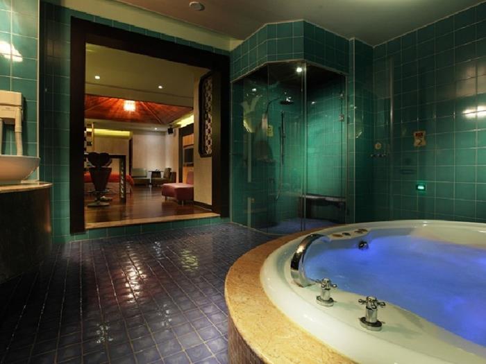 Royal Group Motel Chien Kuo Branch Kaohsziung Kültér fotó